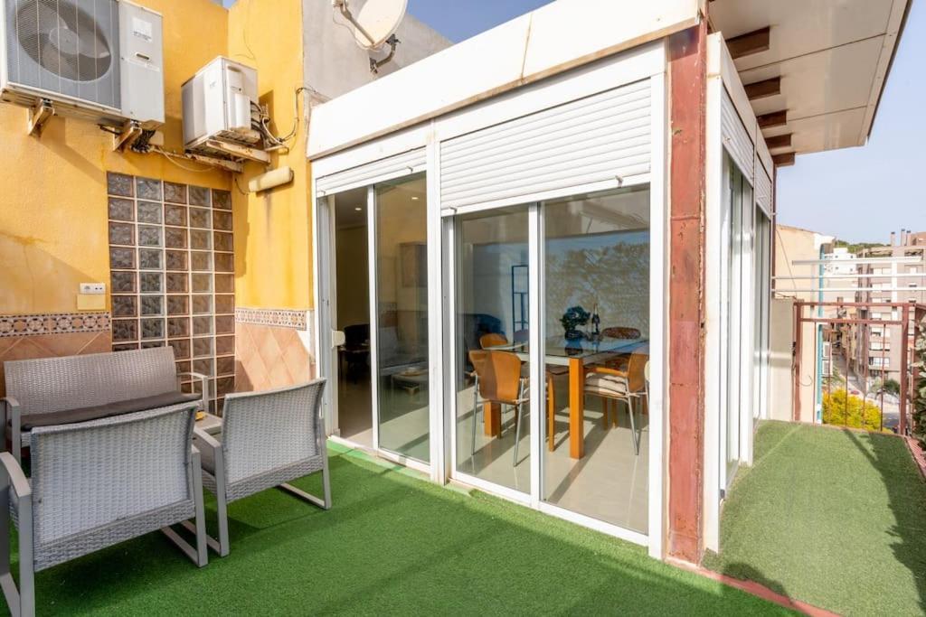 Precioso Atico En Pleno Centro De Alicante Exteriör bild