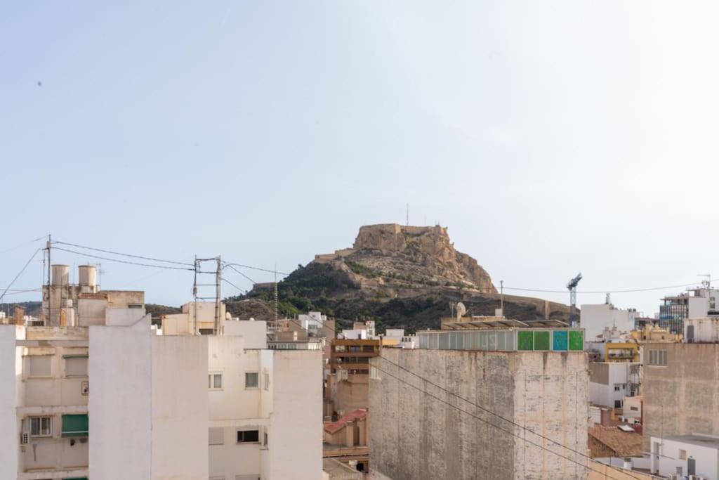 Precioso Atico En Pleno Centro De Alicante Exteriör bild